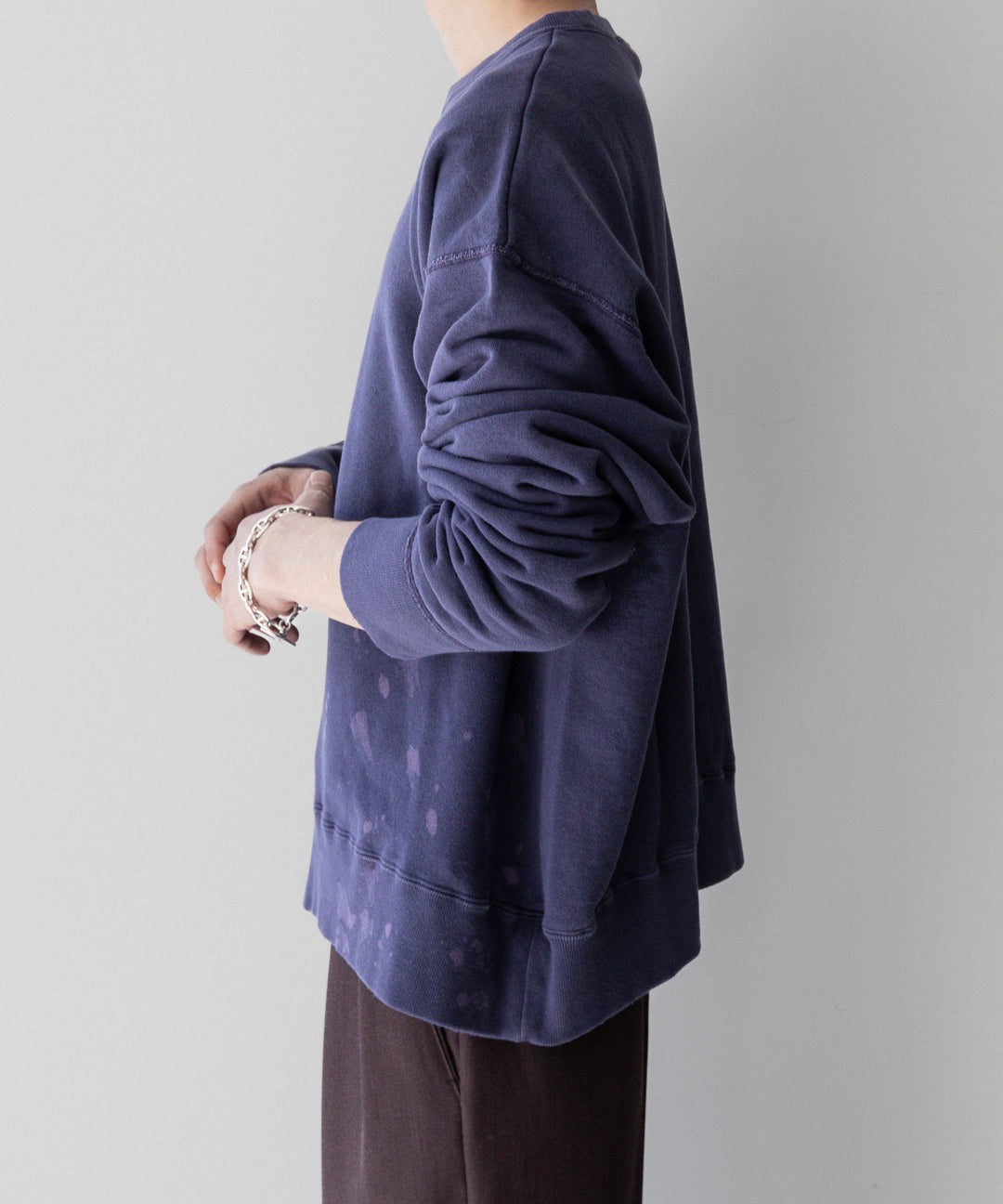 【INTÉRIM】インテリム 23AW BLEACH HYPER BIG V LOOP WHEEL SEAMLESS SWEAT SHIRT - B.NASU sessionセッション福岡セレクトショップ 公式通販サイト