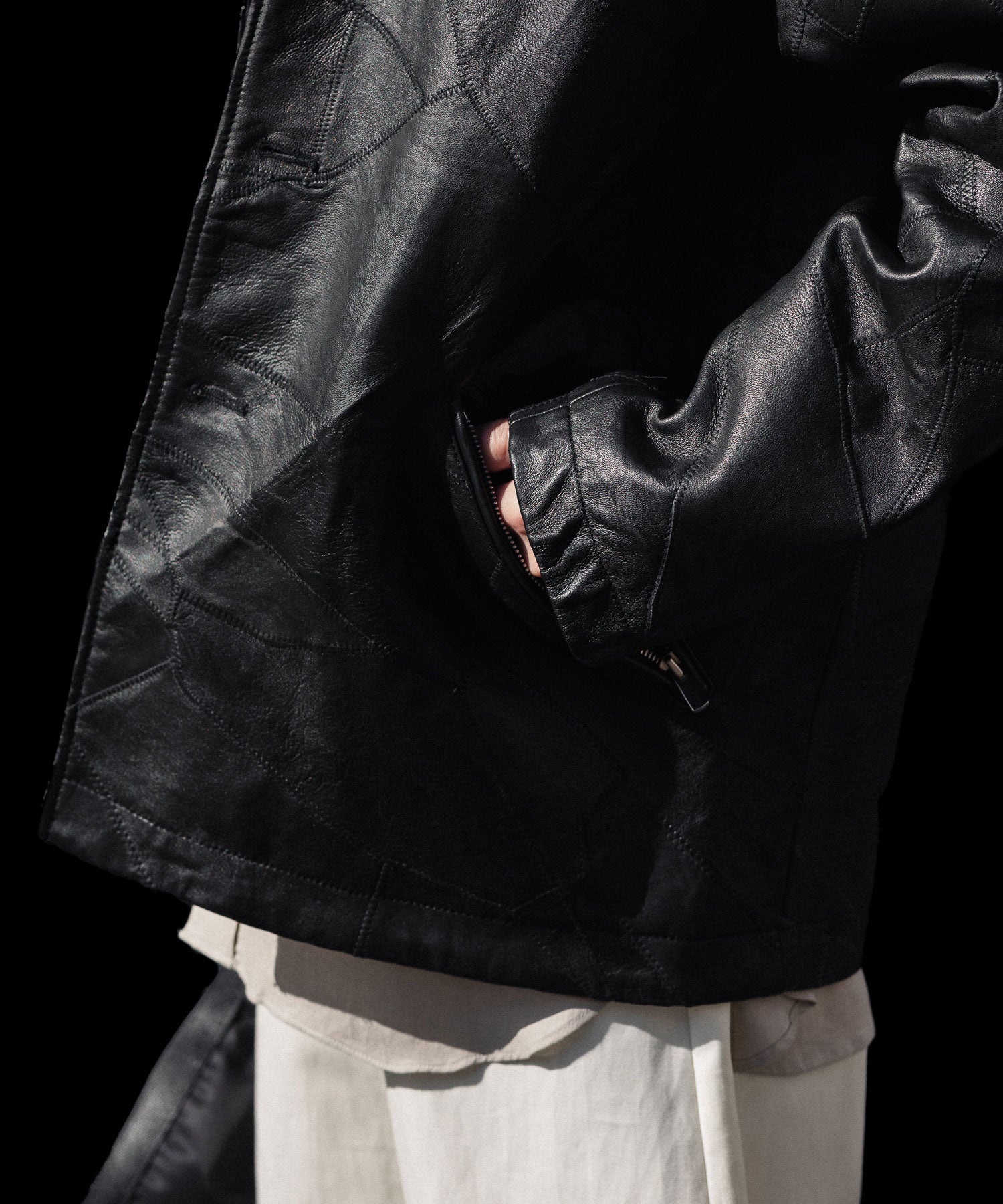 ANTHEM A / アンセムエー】COW LEATHER UNEVEN JACKET - BLACK | 公式