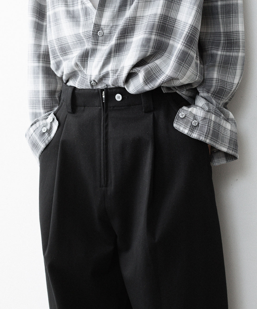【paratrait】PANCAKE CHINO PT - BLACK