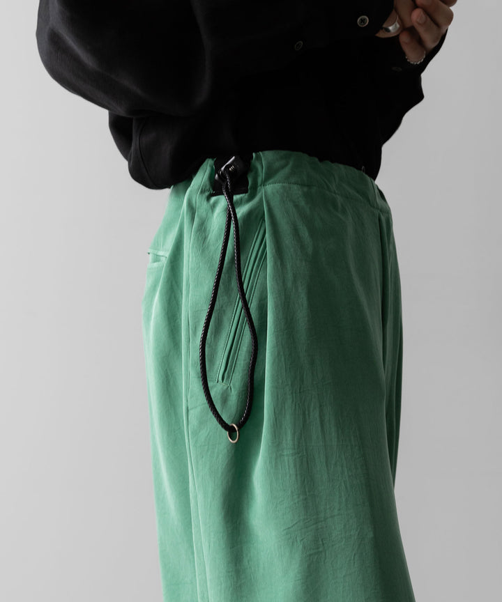 【ANTHEM A】POWDERY VISCOSE NO-BRAINER PANTS - GREEN