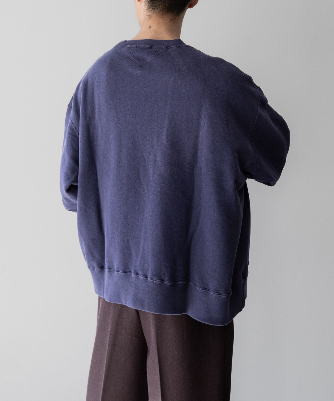 【INTÉRIM】インテリム 23AW BLEACH HYPER BIG V LOOP WHEEL SEAMLESS SWEAT SHIRT - B.NASU sessionセッション福岡セレクトショップ 公式通販サイト