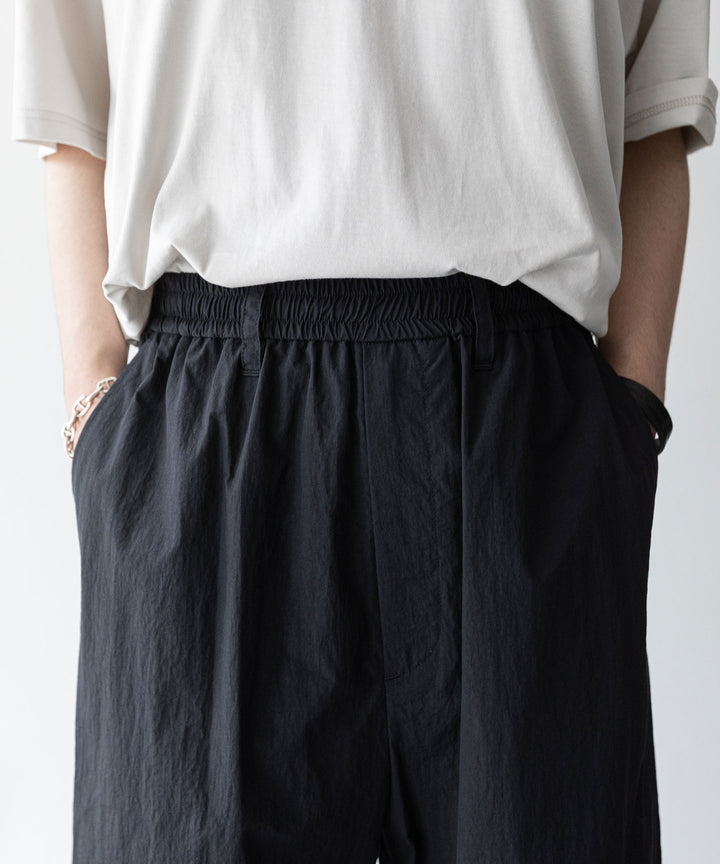 stein(シュタイン)の23AWコレクションWINDBREAKER EASY TROUSERSのBLACK