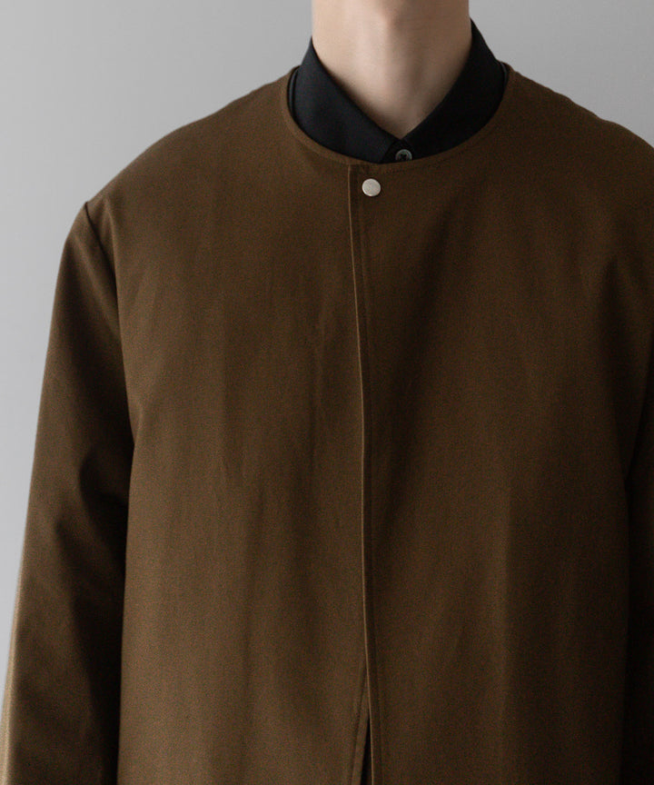 stein(シュタイン)の24SSコレクションCOTTON TWILL LAYERED JACKETの CAMEL