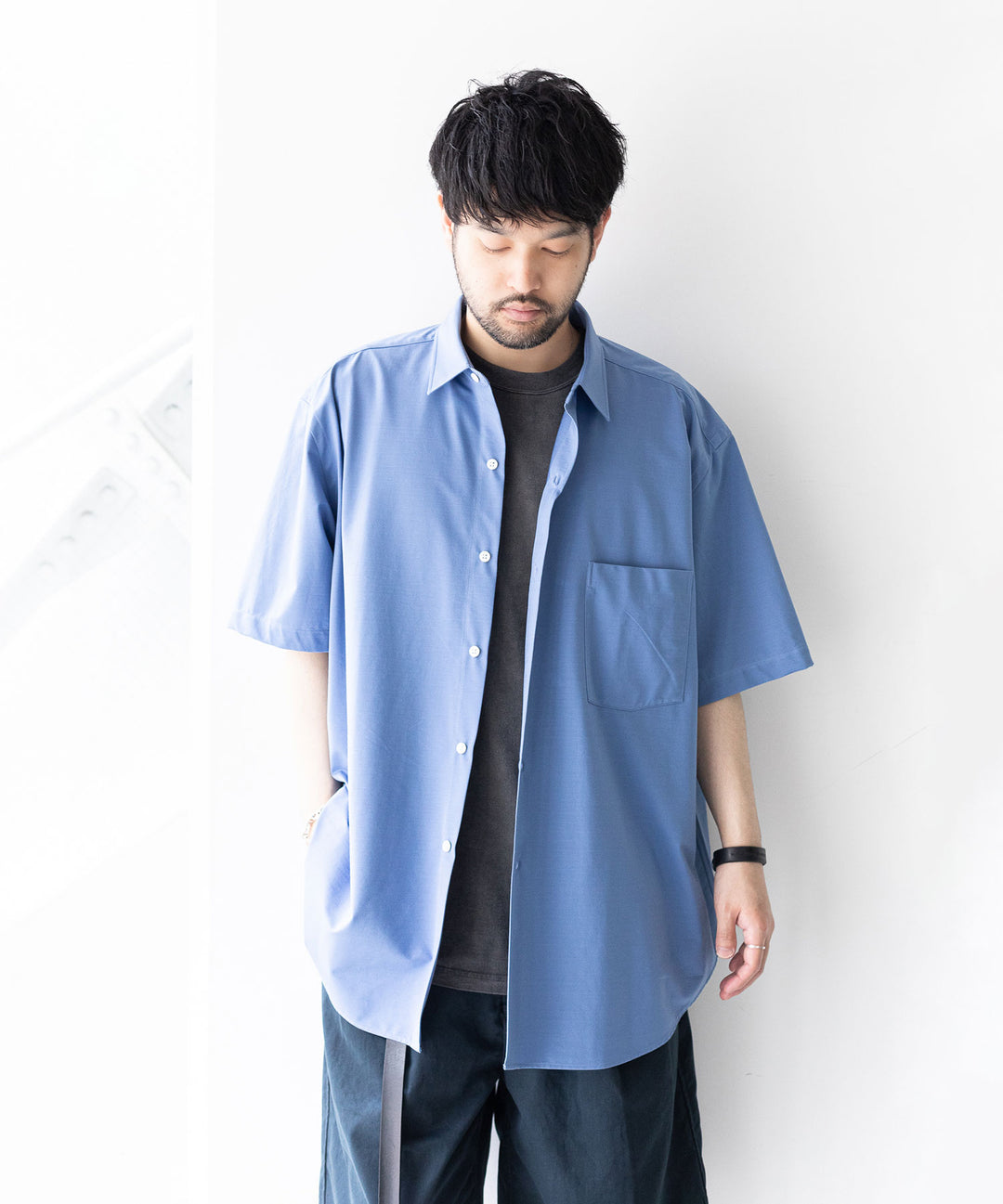 KANEMASA(カネマサ)の23SSコレクションのROYAL OX DRESS JERSEY SHORT SLEEVE SHIRTのULTRA MARINE