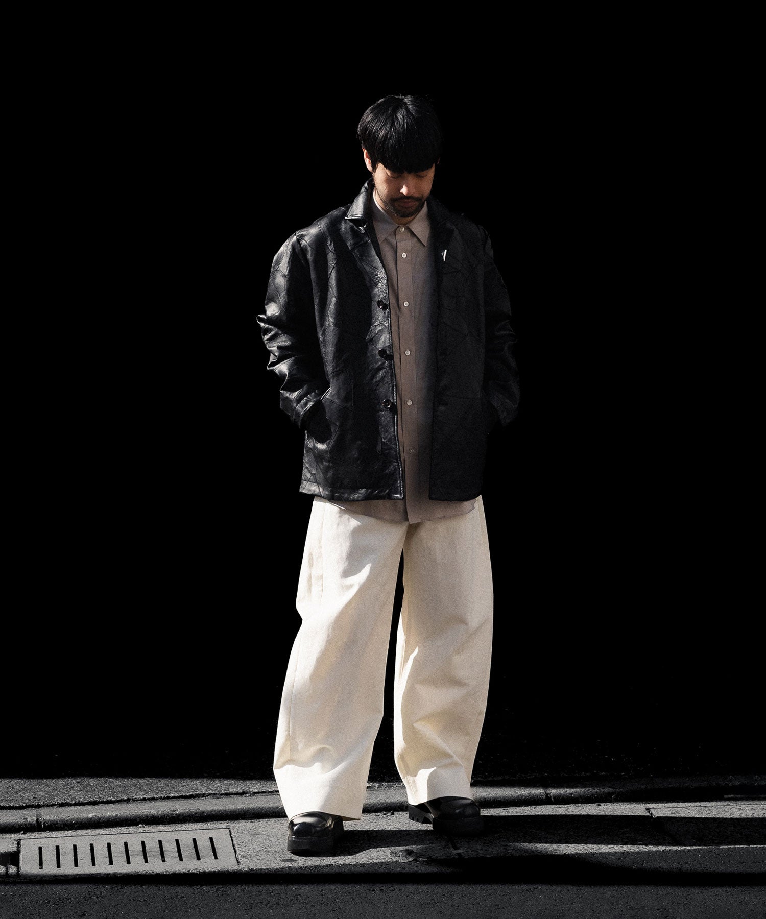 ANTHEM A / アンセムエー】COW LEATHER UNEVEN JACKET - BLACK | 公式