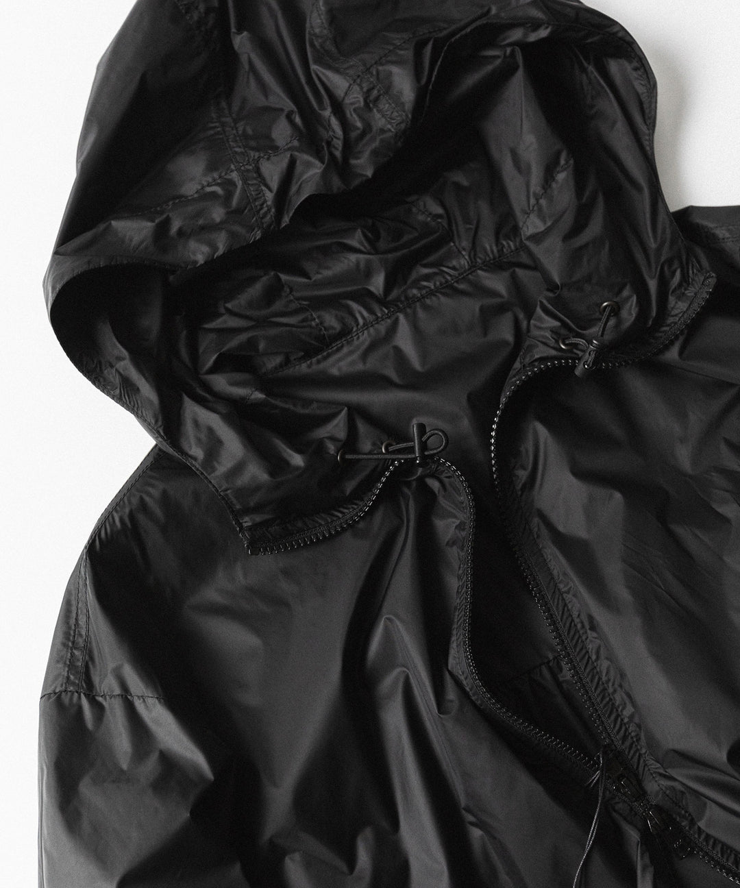 ssstein(シュタイン)のEXTRA LIGHT NYLON SHIRRED ZIP HOOD JACKET -BLACKの公式通販サイトsession福岡セレクトショップ