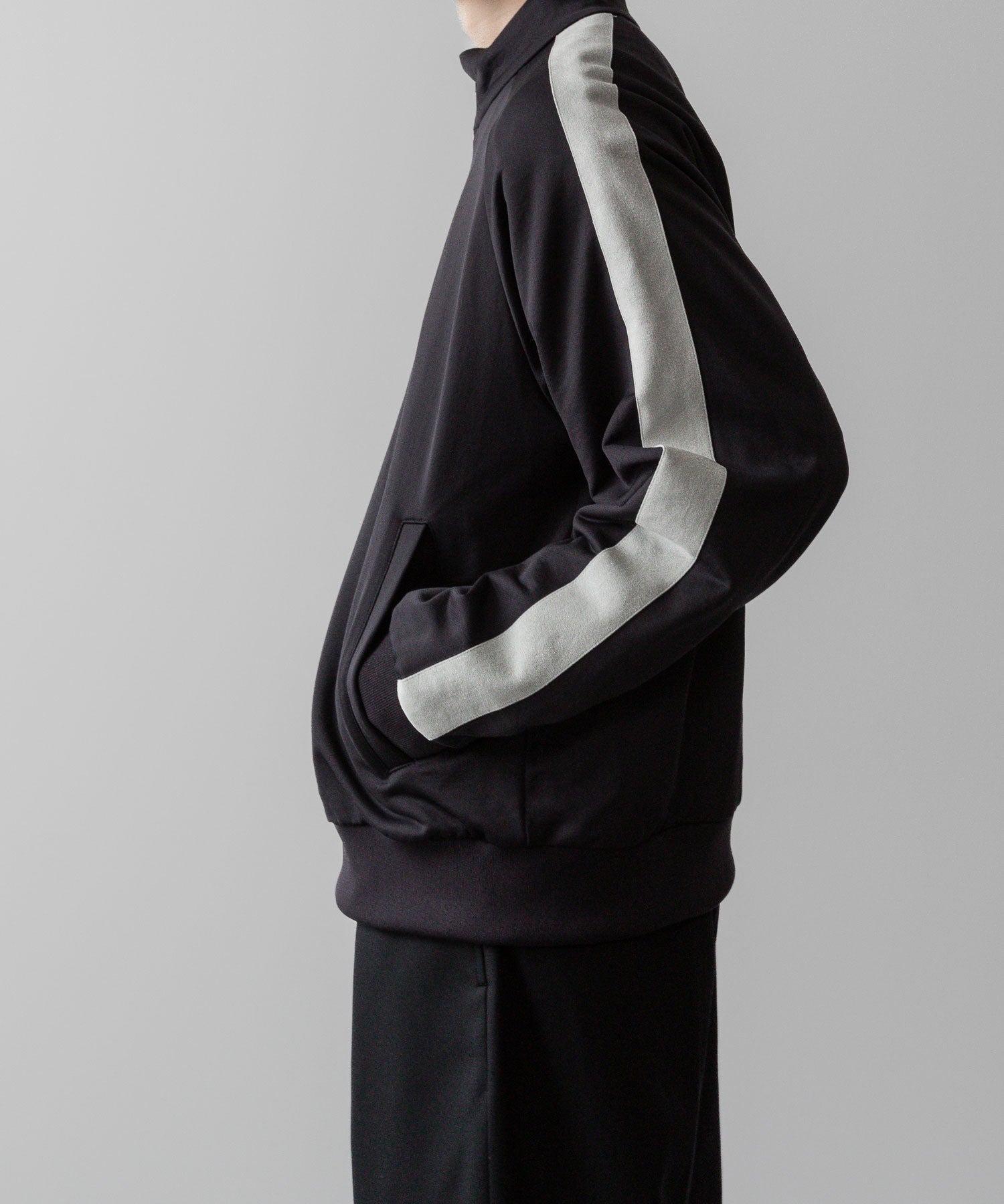 ssstein(シュタイン)の24AWコレクション NYLON JERSEY TRACK JACKET - DARK NAVY 公式通販サイトsession福岡セレクトショップ