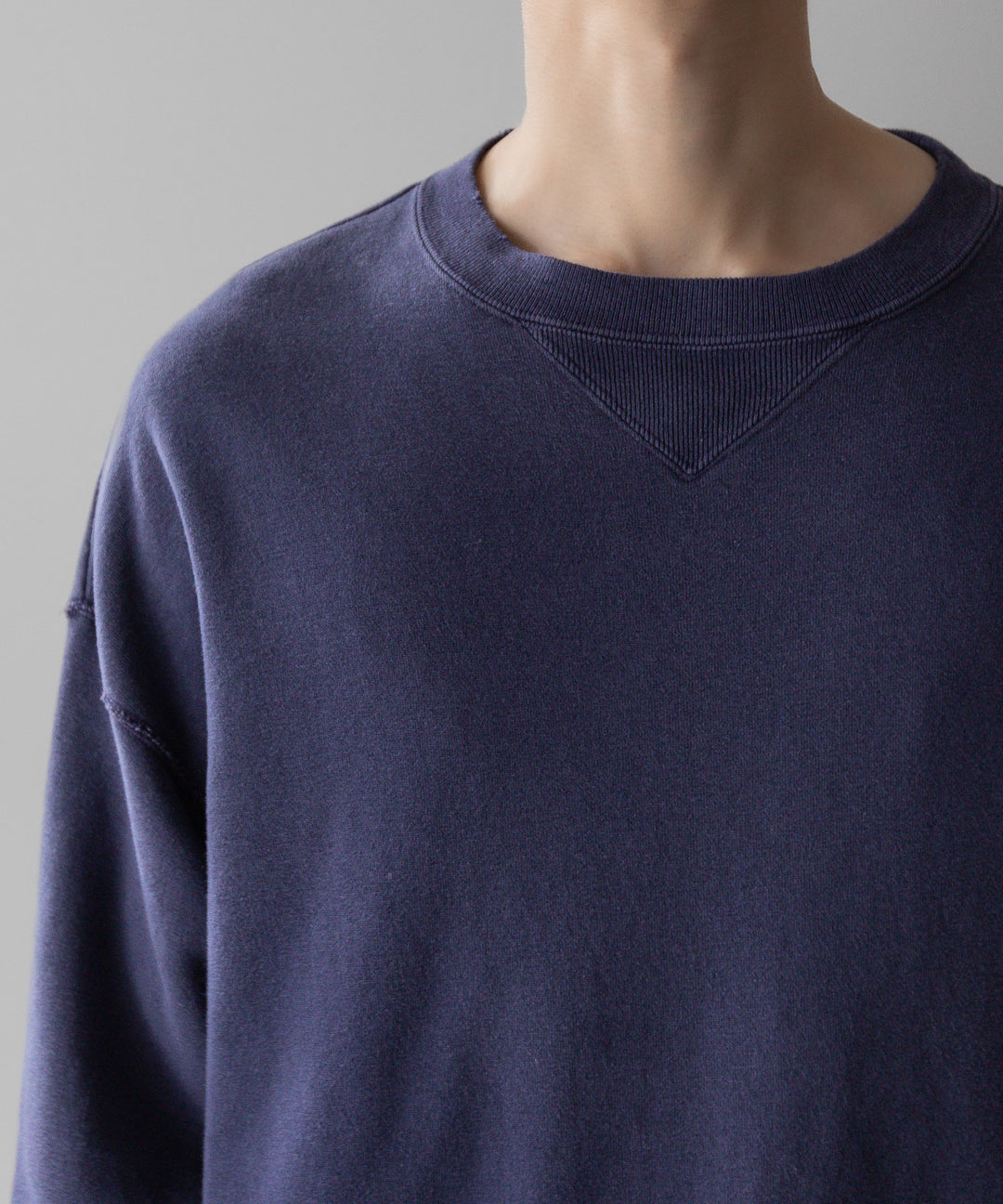 【INTÉRIM】インテリム 23AW BLEACH HYPER BIG V LOOP WHEEL SEAMLESS SWEAT SHIRT - B.NASU sessionセッション福岡セレクトショップ 公式通販サイト