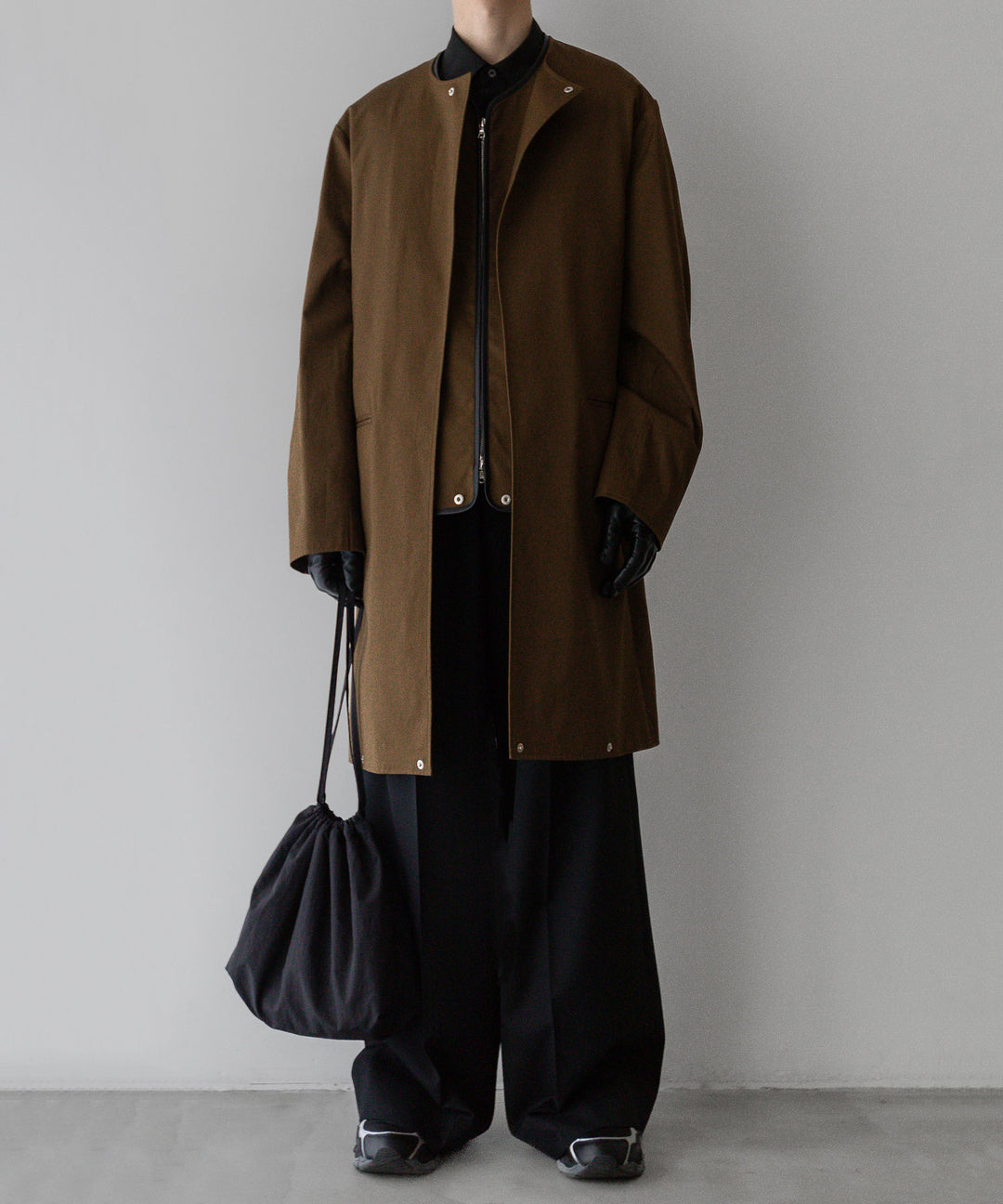 stein(シュタイン)の24SSコレクションCOTTON TWILL LAYERED JACKETの CAMEL