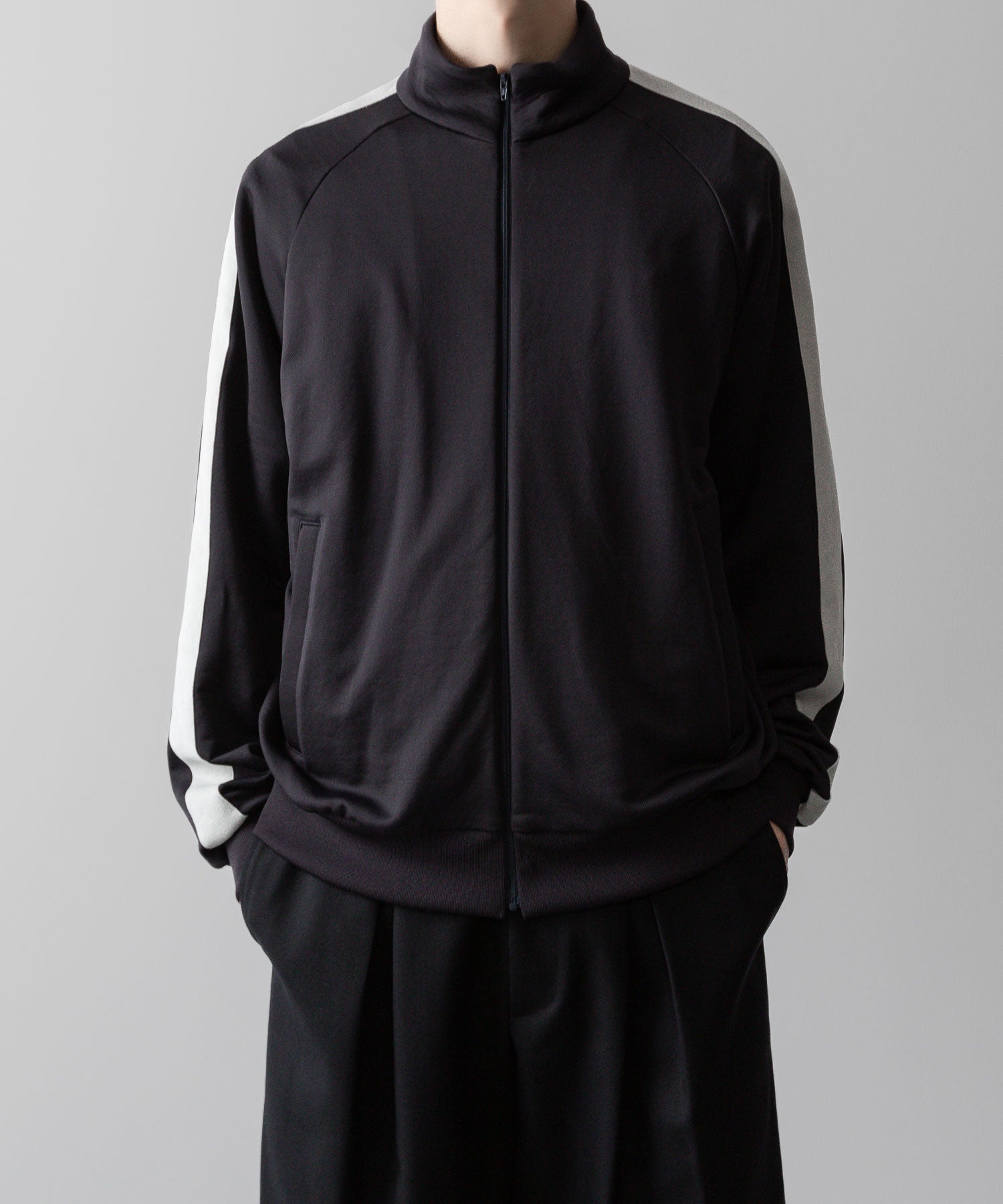 ssstein(シュタイン)の24AWコレクション NYLON JERSEY TRACK JACKET - DARK NAVY 公式通販サイトsession福岡セレクトショップ