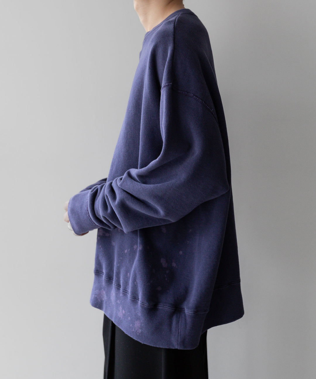 【INTÉRIM】インテリム 23AW BLEACH HYPER BIG V LOOP WHEEL SEAMLESS SWEAT SHIRT - B.NASU sessionセッション福岡セレクトショップ 公式通販サイト