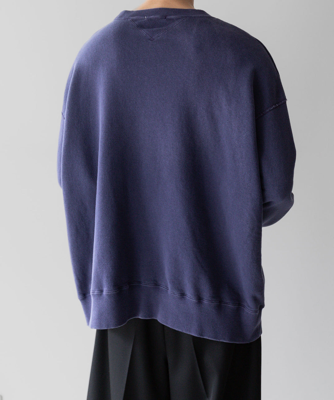 【INTÉRIM】インテリム 23AW BLEACH HYPER BIG V LOOP WHEEL SEAMLESS SWEAT SHIRT - B.NASU sessionセッション福岡セレクトショップ 公式通販サイト