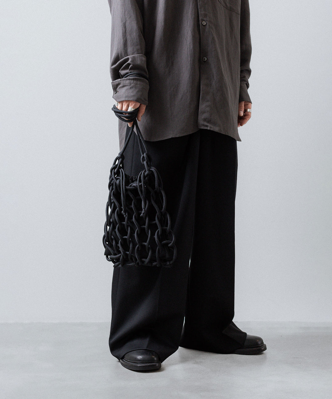 ssstein(シュタイン)のEXTRA WIDE TROUSERS (2/60 WOOL GABARDINE) - BLACKの公式通販サイトsession福岡セレクトショップ