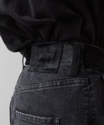 画像をギャラリービューアに読み込む,  i&#39;m here(アイムヒアー)のHAIR LEATHER&#39;S  PATCH : WIDE DENIM PANTS - BLACKの公式通販サイトsession福岡セレクトショップ
