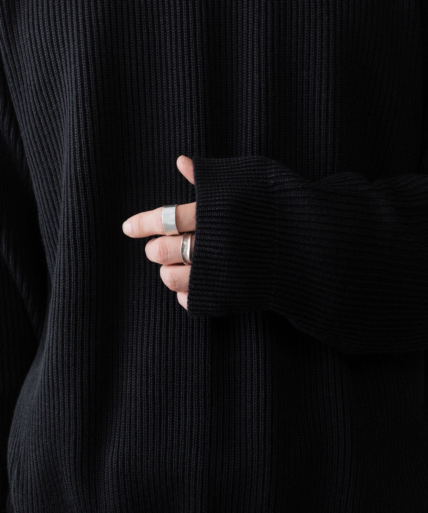 INTÉRIM - インテリムのWOOL SILK CASHMERE DEAD STOCK YARN DOUBLE RIB CREW SWEATERのBLACK公式通販サイトsession福岡セレクトショップ