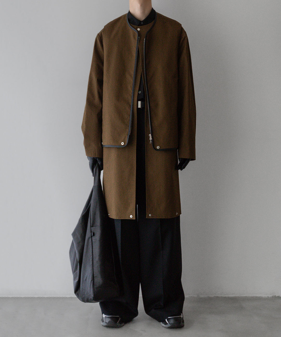 stein(シュタイン)の24SSコレクションCOTTON TWILL LAYERED JACKETの CAMEL