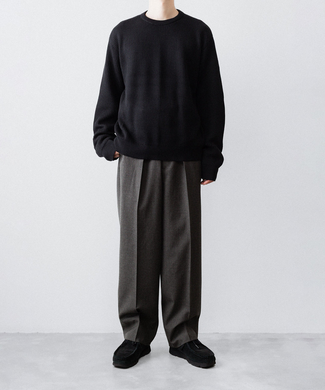 INTÉRIM - インテリムのMILITARY WOOL SERGE 1-TUCK FRENCH ARMY WIDE TAPERED TROUSERのDUST GRAY公式通販サイトsession福岡セレクトショップ