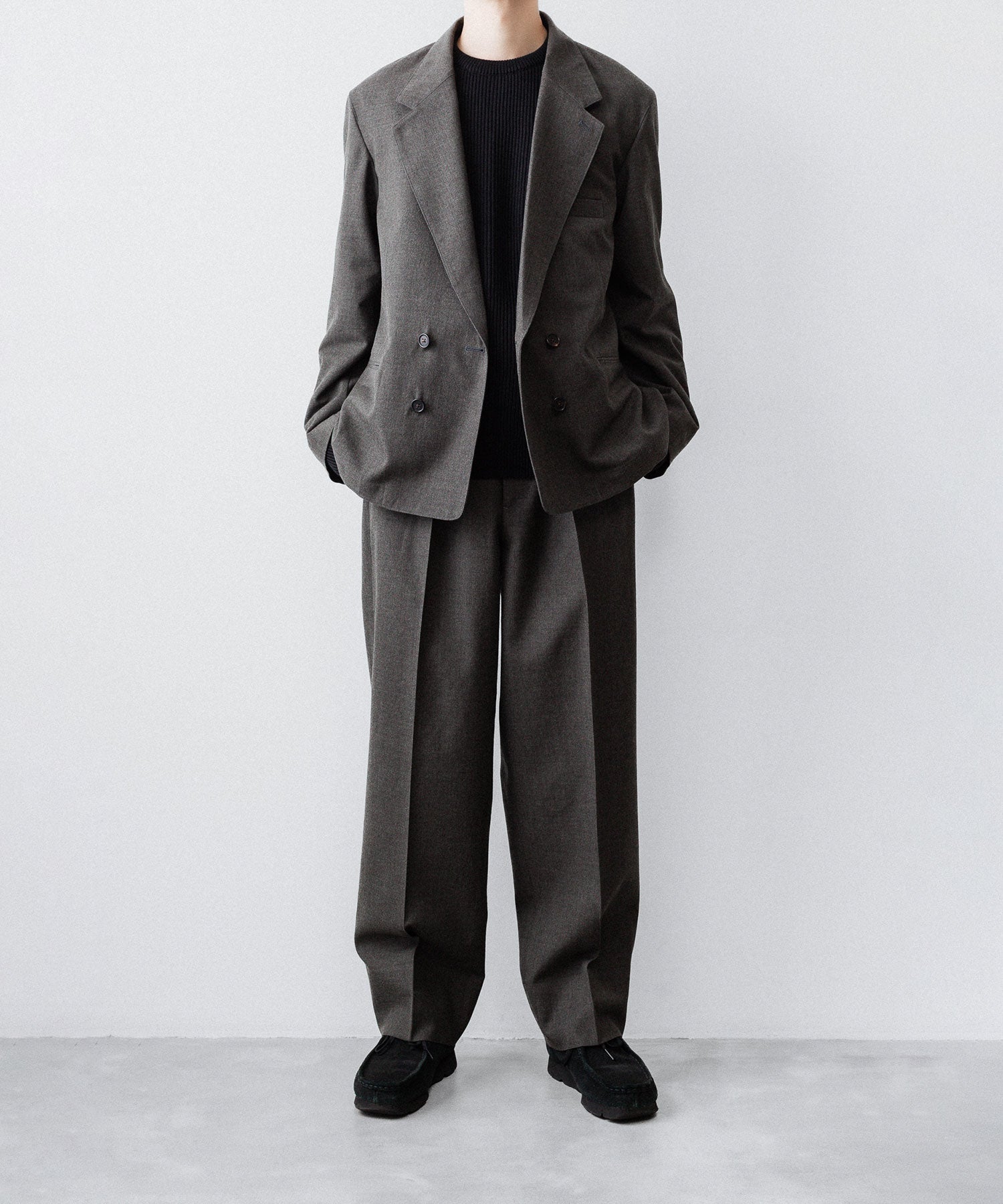 INTÉRIM - インテリムのMILITARY WOOL SERGE 1-TUCK FRENCH ARMY WIDE TAPERED TROUSERのDUST GRAY公式通販サイトsession福岡セレクトショップ