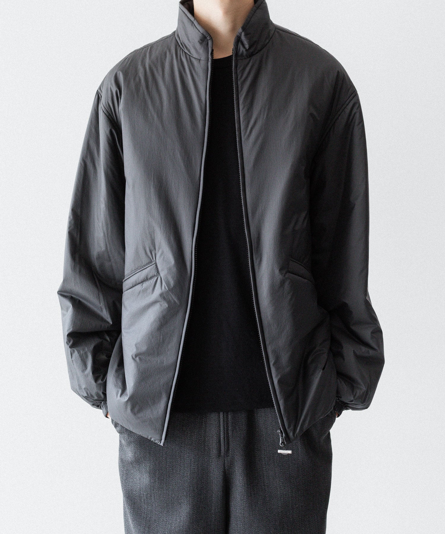 paratrait パラトレイトのPMEMBRANE SHELL PUFF BLOUSON のCHARCOAL 公式通販サイトsession福岡セレクトショップ
