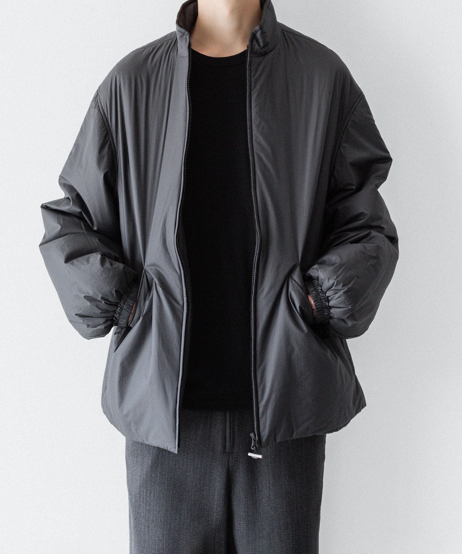 paratrait パラトレイトのPMEMBRANE SHELL PUFF BLOUSON のCHARCOAL 公式通販サイトsession福岡セレクトショップ