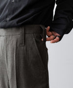 画像をギャラリービューアに読み込む, INTÉRIM - インテリムのMILITARY WOOL SERGE 1-TUCK FRENCH ARMY WIDE TAPERED TROUSERのDUST GRAY公式通販サイトsession福岡セレクトショップ
