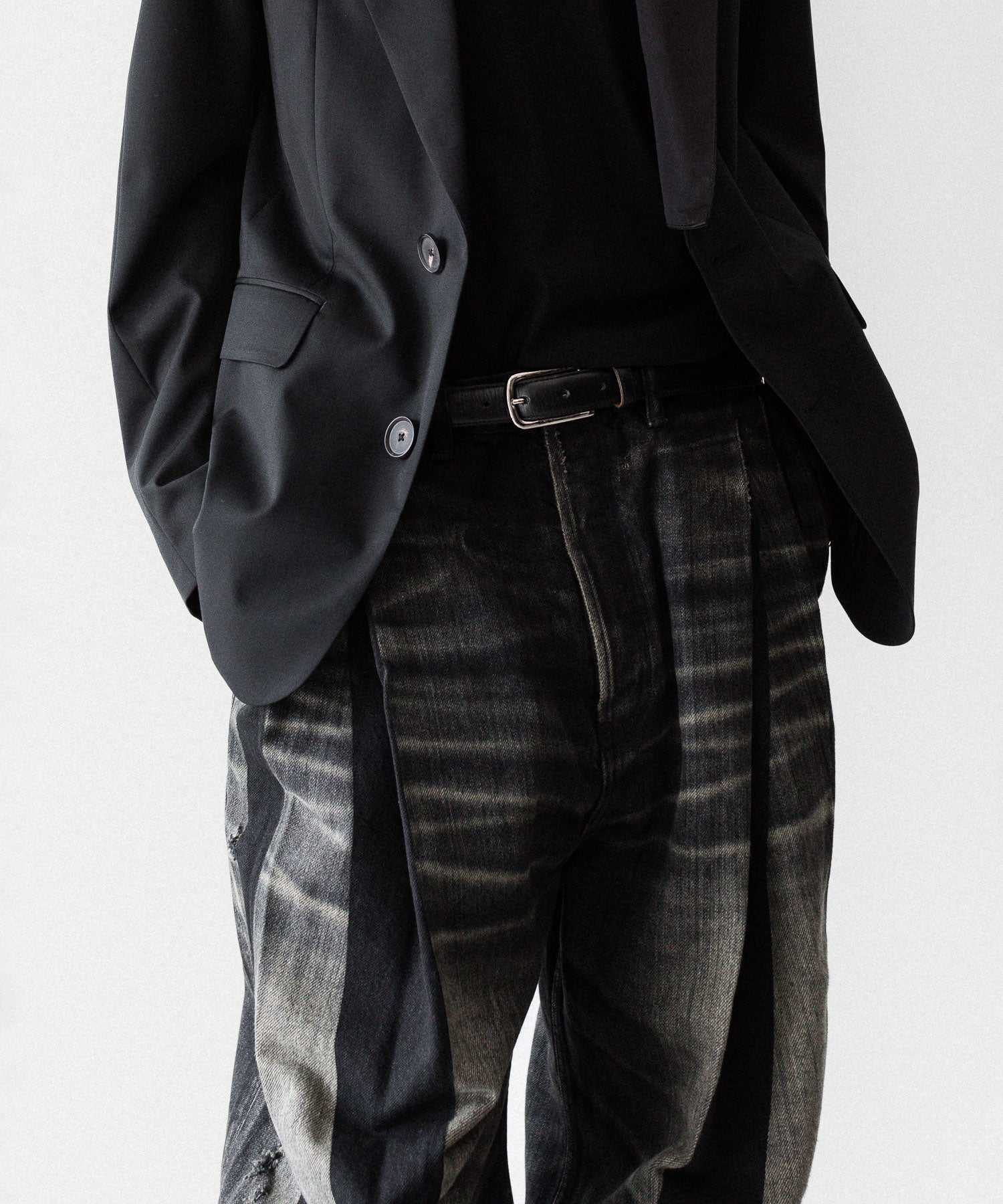 SUBLATIONS サブレーションズの2TUCK WIDE DENIM PANTS "ENTASIS MK-Ⅱ"のUSED BLACK 公式通販サイトsession福岡セレクトショップ