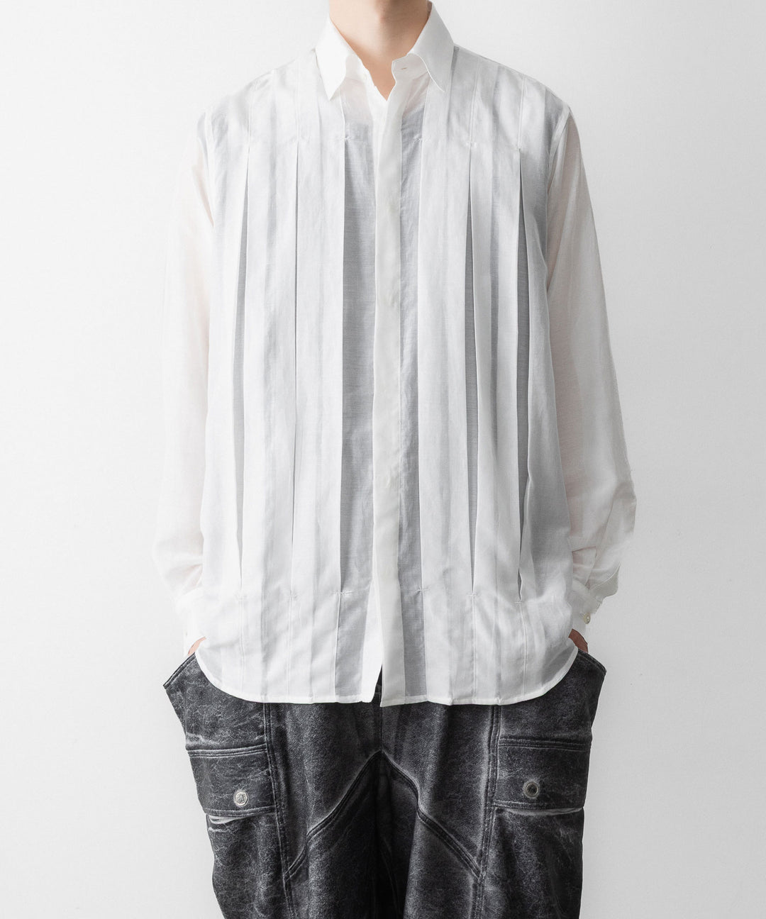 【SUBLATIONS】SHEER TUCK DRESS SHIRT  - WHITE