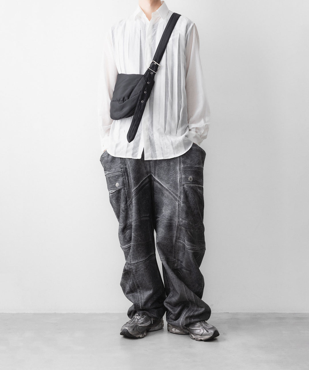 【SUBLATIONS】SHEER TUCK DRESS SHIRT  - WHITE