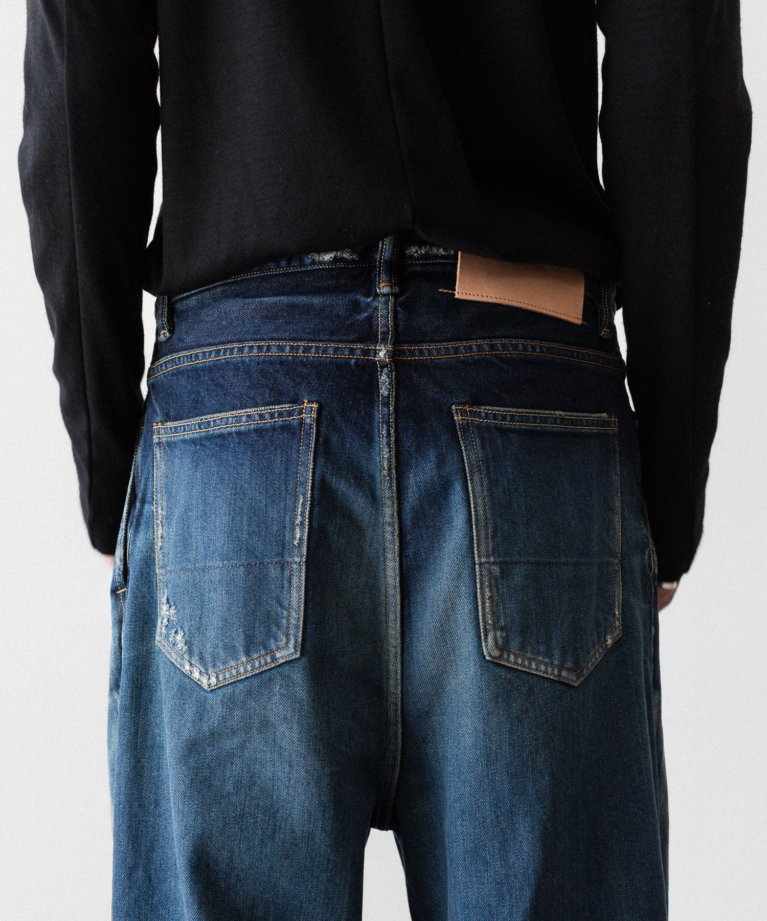 SUBLATIONS サブレーションズの2TUCK WIDE DENIM PANTS "ENTASIS MK-Ⅱ"のUSED INDIGO 公式通販サイトsession福岡セレクトショップ