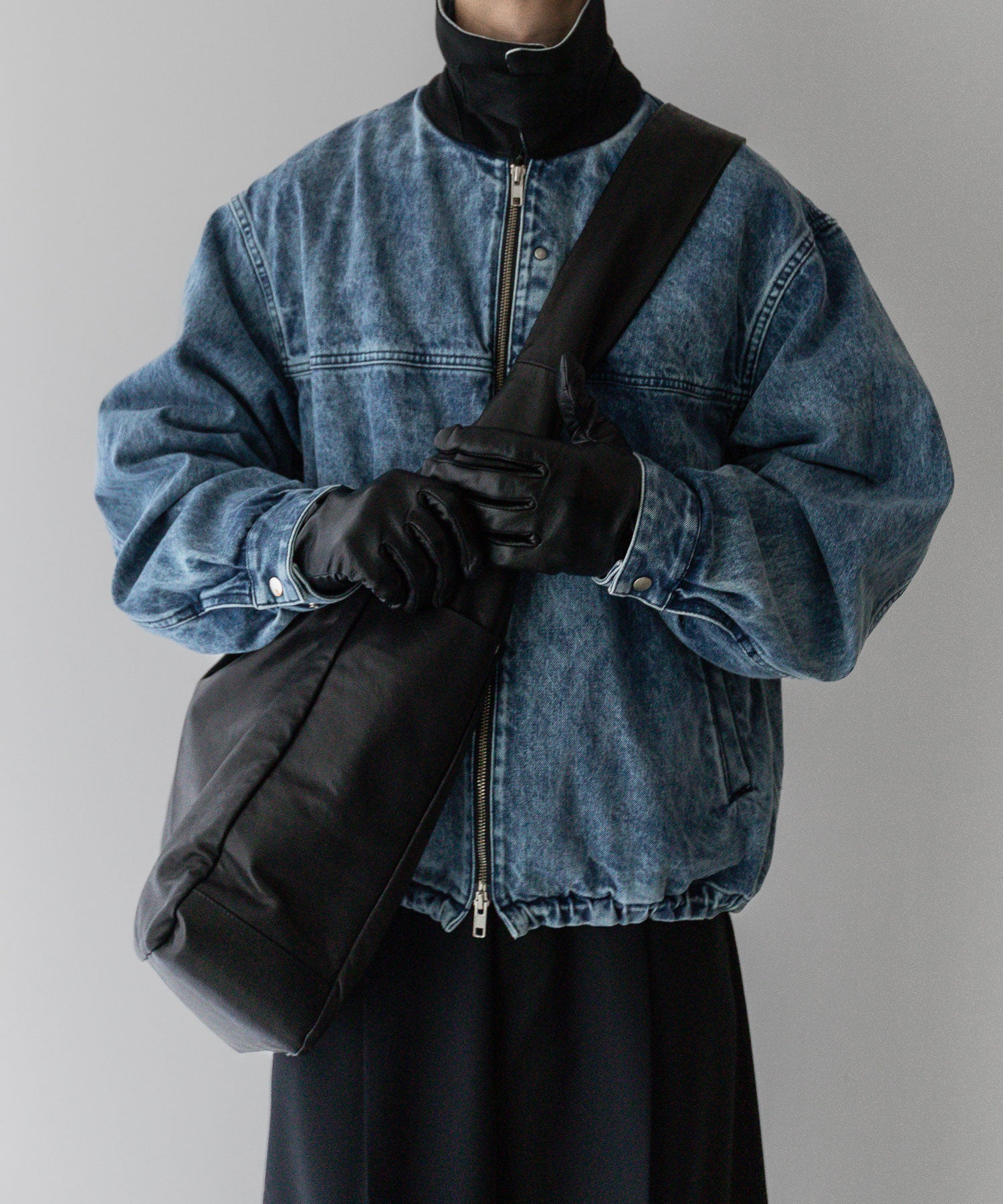 stein(シュタイン)の24SSコレクションCHEMICAL BLEACHED DENIM SHORT ZIP JACKETのINDIGO