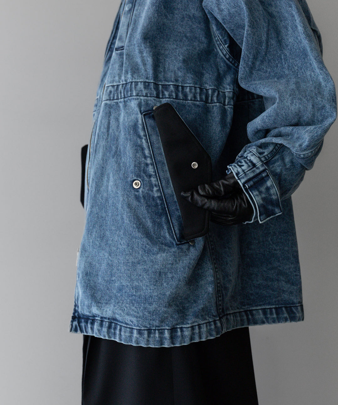 stein(シュタイン)の24SSコレクションCHEMICAL BLEACHED DENIM MODS COATのINDIGO