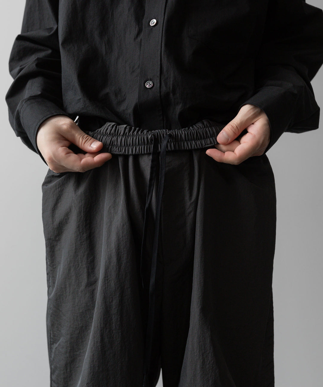 ssstein(シュタイン)の24AWコレクション NYLON TWILL CARGO EASY TROUSERS - CHARCOAL 公式通販サイトsession福岡セレクトショップ