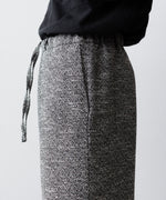 画像をギャラリービューアに読み込む, INTÉRIM - インテリムのDOUBLE SIDED JACQUARD TWEED DEAD STOCK WIDE DRESS EASY PANTSのBLACK
