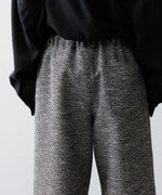 画像をギャラリービューアに読み込む, INTÉRIM - インテリムのDOUBLE SIDED JACQUARD TWEED DEAD STOCK WIDE DRESS EASY PANTSのBLACK
