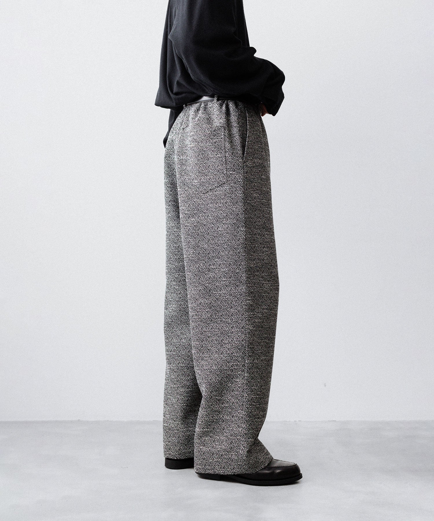 INTÉRIM - インテリムのDOUBLE SIDED JACQUARD TWEED DEAD STOCK WIDE DRESS EASY PANTSのBLACK