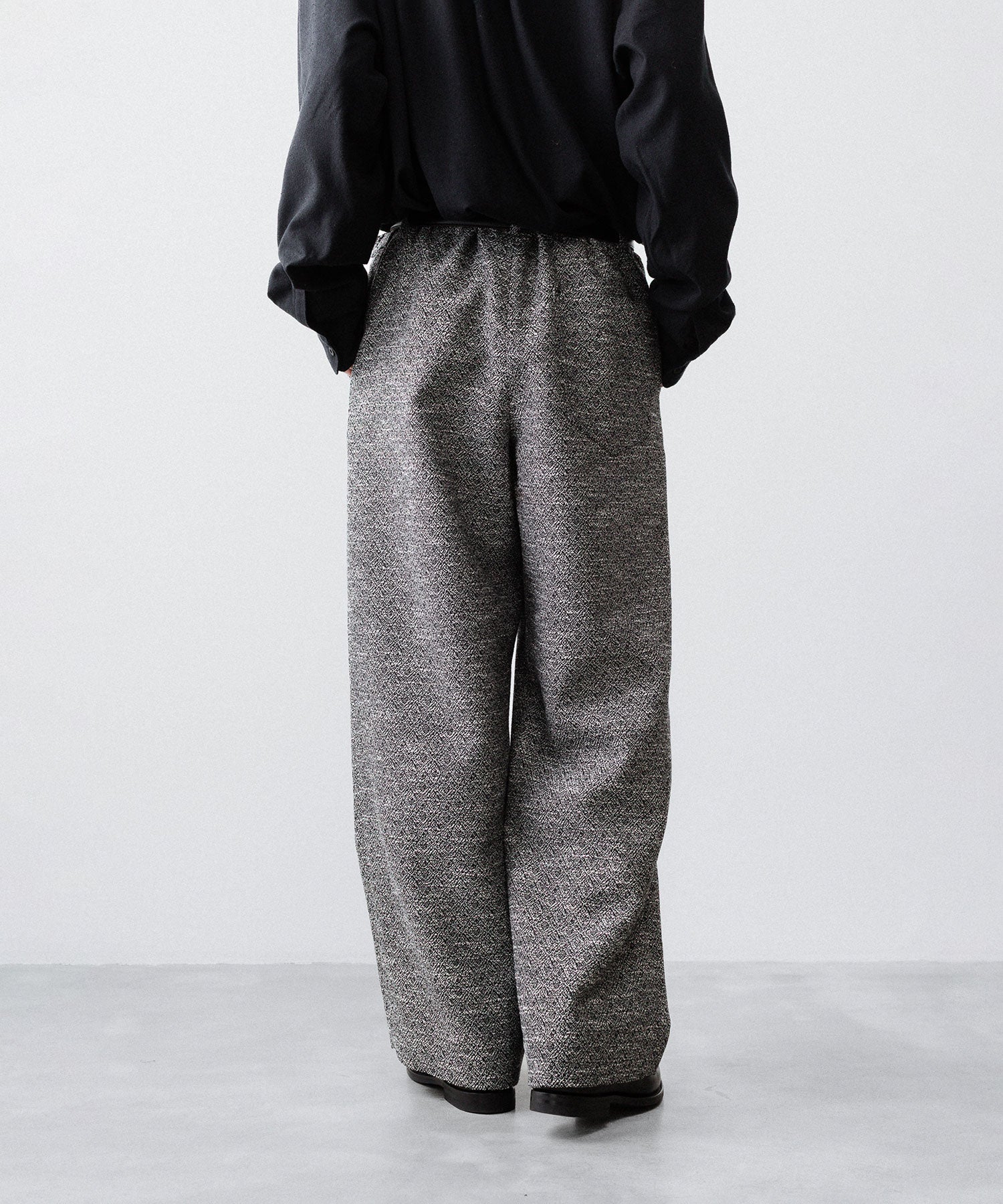 INTÉRIM - インテリムのDOUBLE SIDED JACQUARD TWEED DEAD STOCK WIDE DRESS EASY PANTSのBLACK