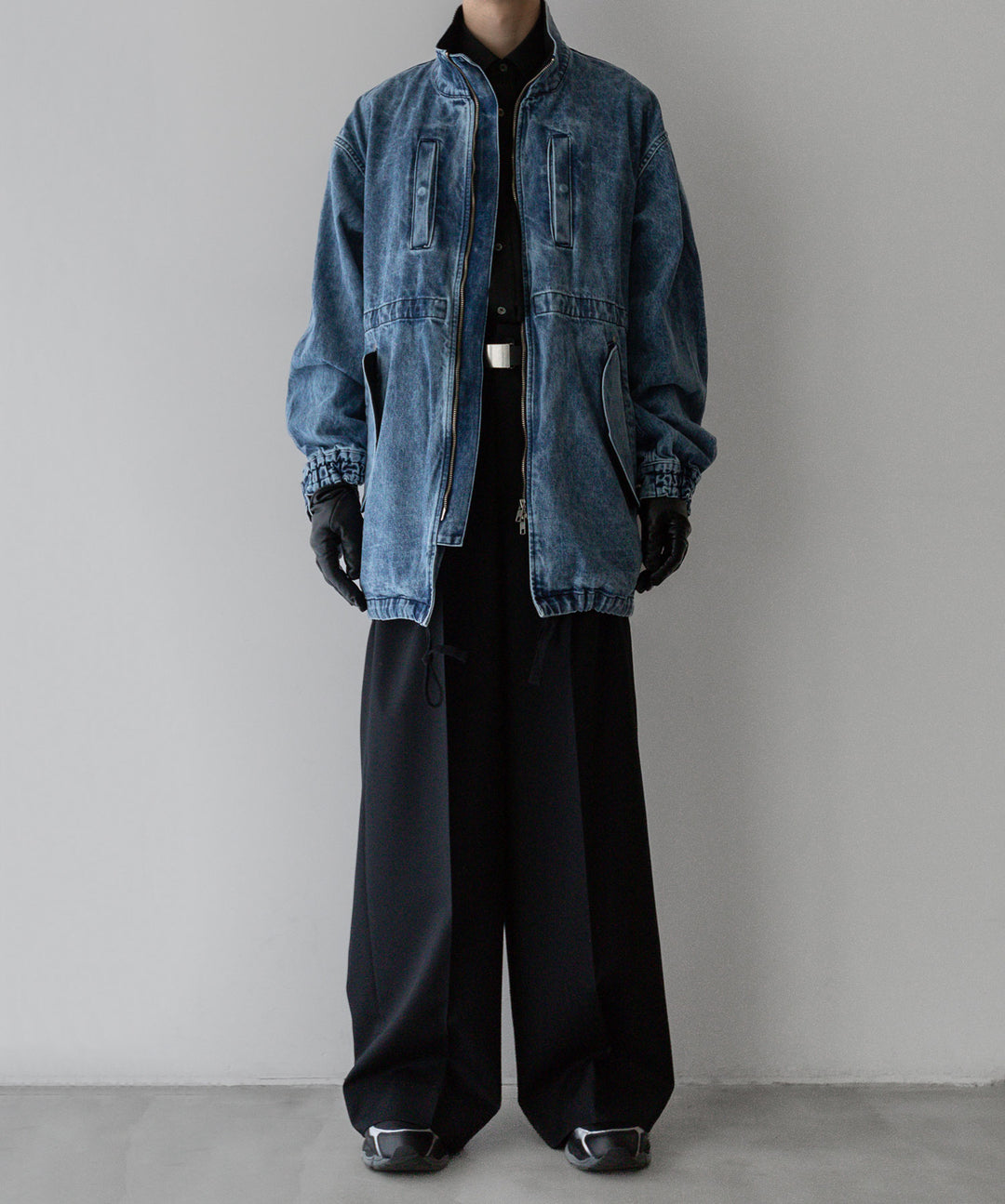 stein(シュタイン)の24SSコレクションCHEMICAL BLEACHED DENIM MODS COATのINDIGO