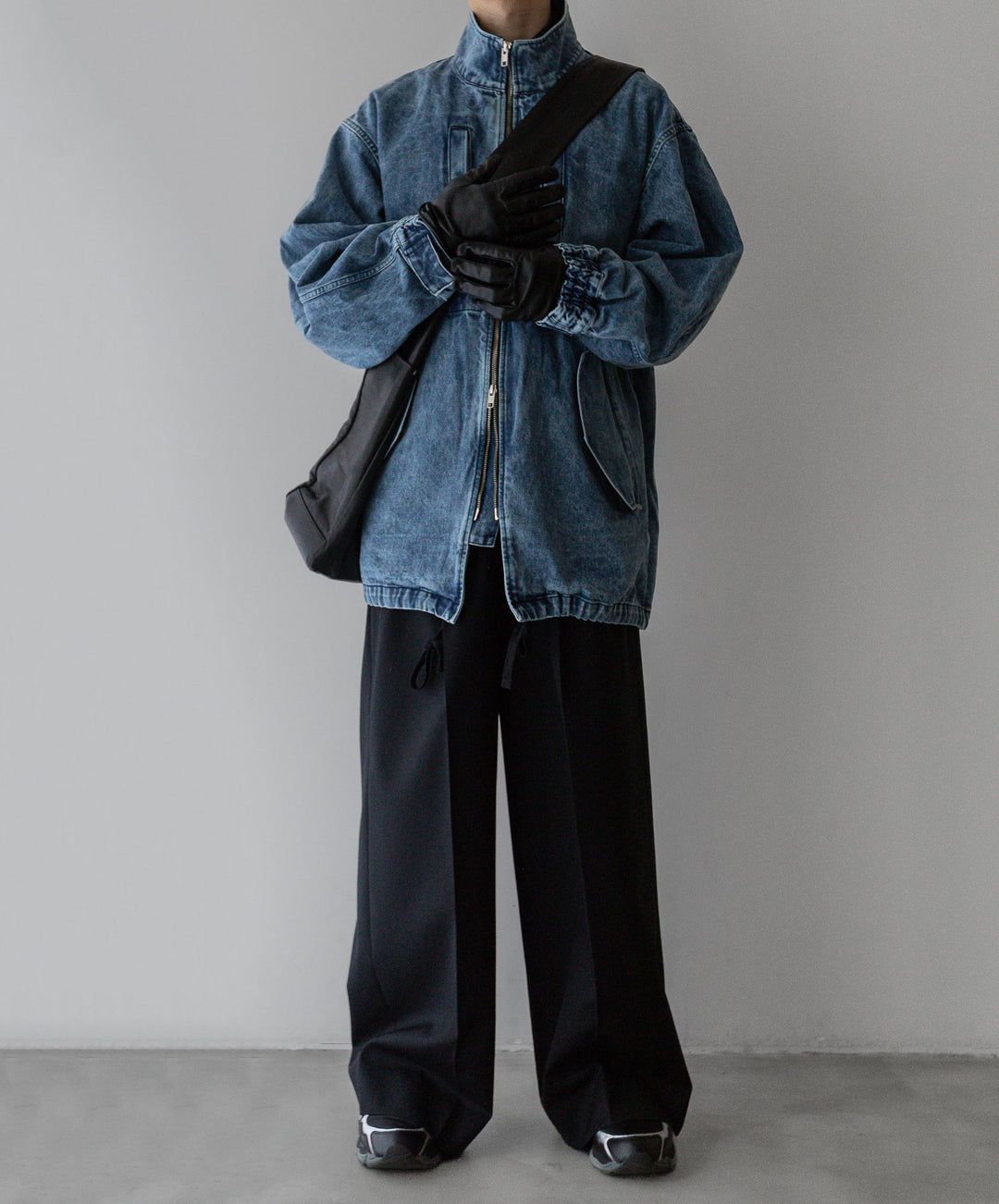 stein(シュタイン)の24SSコレクションCHEMICAL BLEACHED DENIM MODS COATのINDIGO