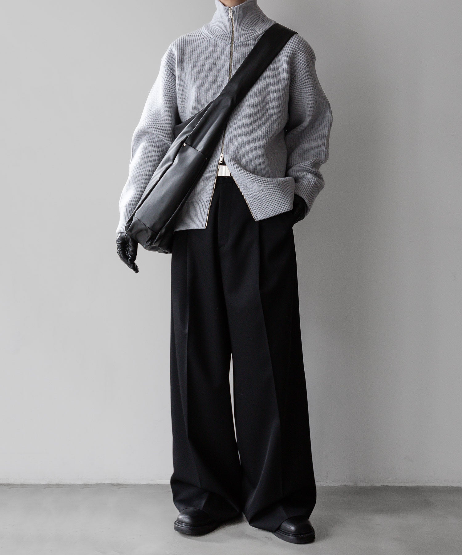 【stein】シュタイン 23AW OVERSIZED DRIVERS KNIT ZIP JACKET - OFF GREY sessionセッション福岡セレクトショップ 公式通販サイト