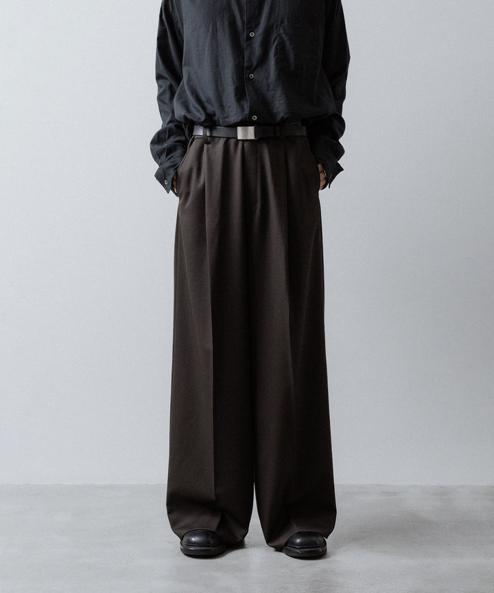 ssstein(シュタイン)のEXTRA WIDE TROUSERS (2/60 WOOL GABARDINE) - MILITARY KHAKIの公式通販サイトsession福岡セレクトショップ