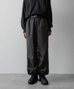 画像をギャラリービューアに読み込む, ssstein(シュタイン)の24AWコレクション NYLON TWILL CARGO EASY TROUSERS - CHARCOAL 公式通販サイトsession福岡セレクトショップ
