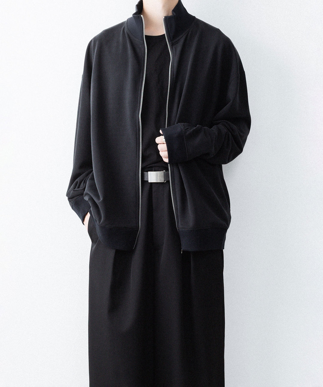 【KANEMASA PHIL.】28G CUPRO ZIP SWEAT - BLACK
