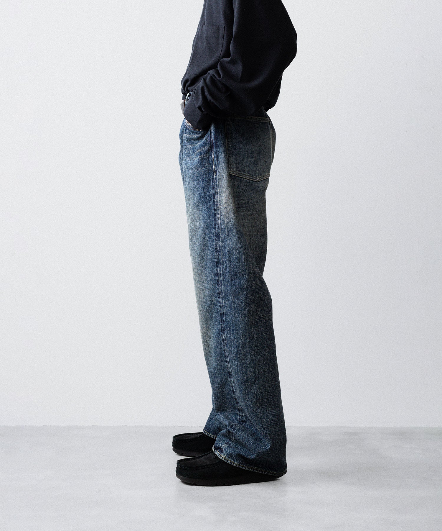 【INTÉRIM】CLASSIC HEAVY KIBATA SHUTTLE HYPER BIG WWII 1943 DENIM JEANS - C.NAVY