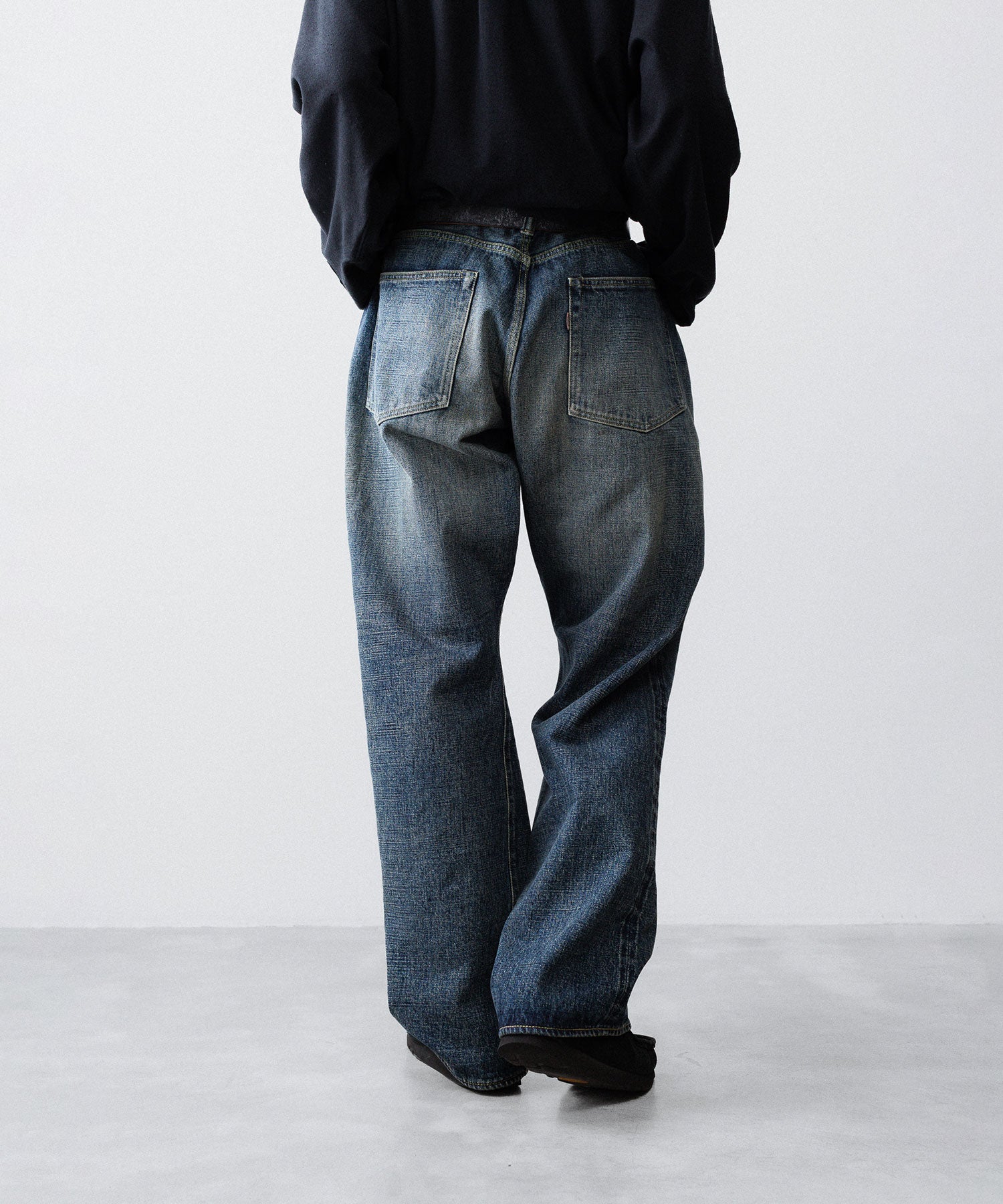 【INTÉRIM】CLASSIC HEAVY KIBATA SHUTTLE HYPER BIG WWII 1943 DENIM JEANS - C.NAVY