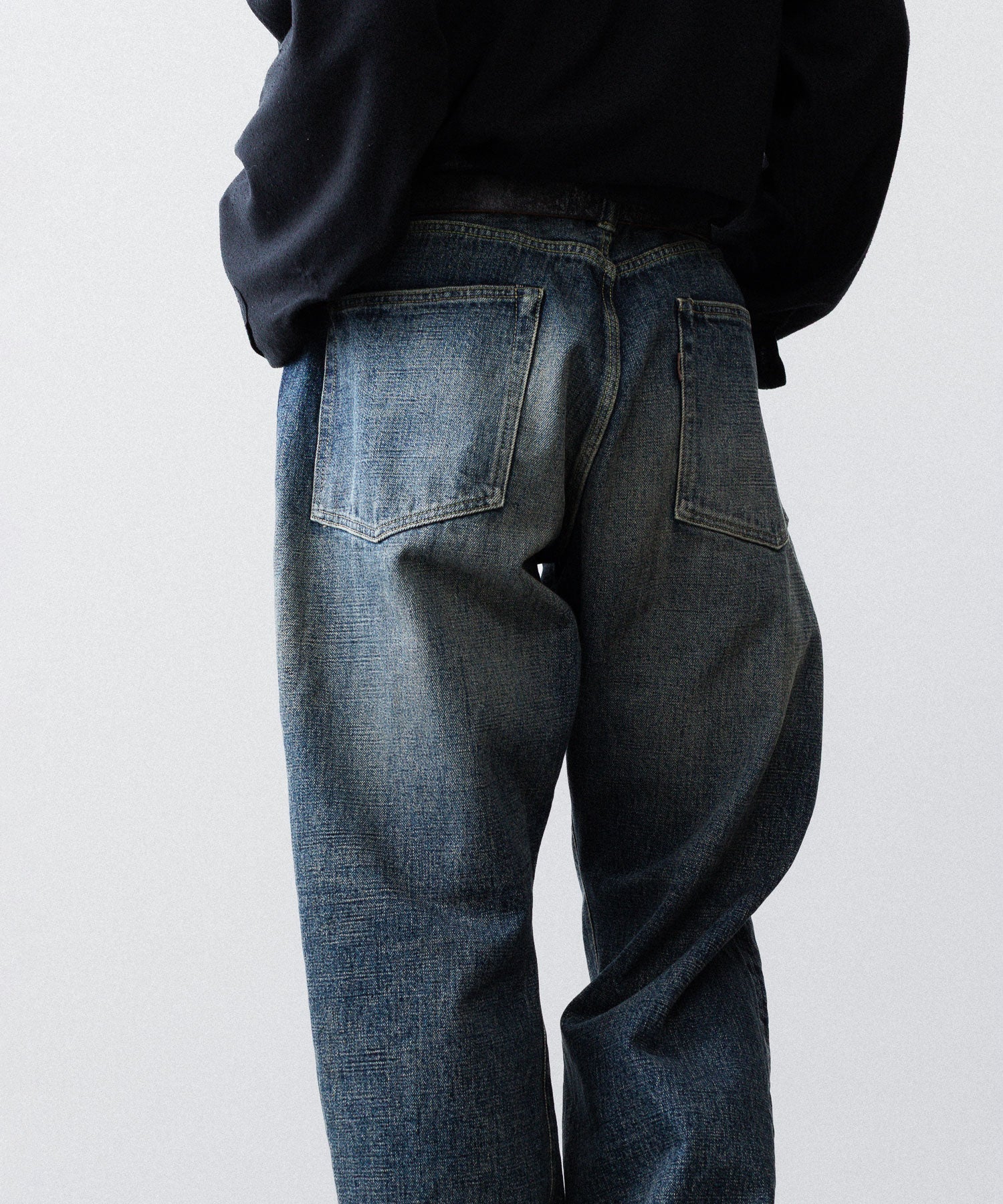 【INTÉRIM】CLASSIC HEAVY KIBATA SHUTTLE HYPER BIG WWII 1943 DENIM JEANS - C.NAVY