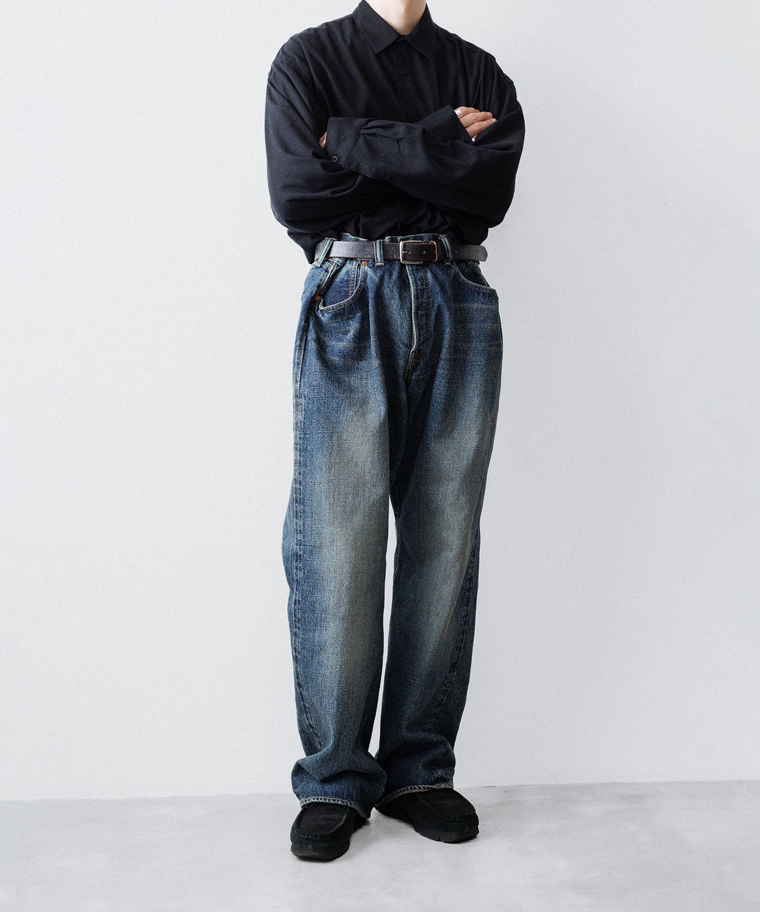 【INTÉRIM】CLASSIC HEAVY KIBATA SHUTTLE HYPER BIG WWII 1943 DENIM JEANS - C.NAVY