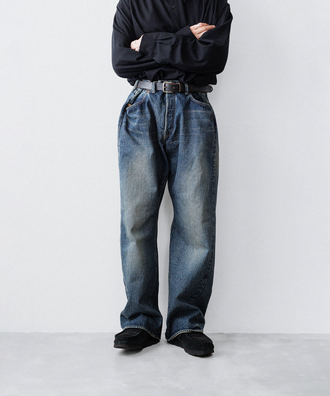 【INTÉRIM】CLASSIC HEAVY KIBATA SHUTTLE HYPER BIG WWII 1943 DENIM JEANS - C.NAVY