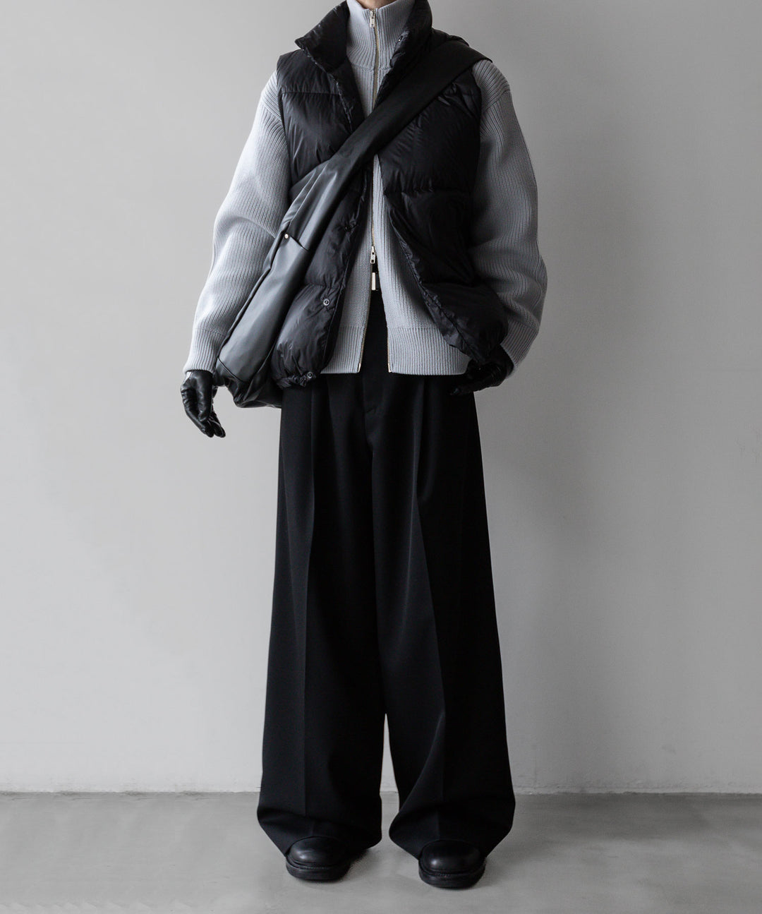 【stein】シュタイン 23AW OVERSIZED DRIVERS KNIT ZIP JACKET - OFF GREY sessionセッション福岡セレクトショップ 公式通販サイト