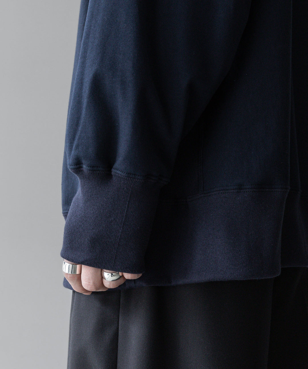 【INTÉRIM】インテリムのREVERSE WAVE L/S HIGH GAGE SWEAT SHIRT - D.NAVY公式通販サイトsession福岡セレクトショップ