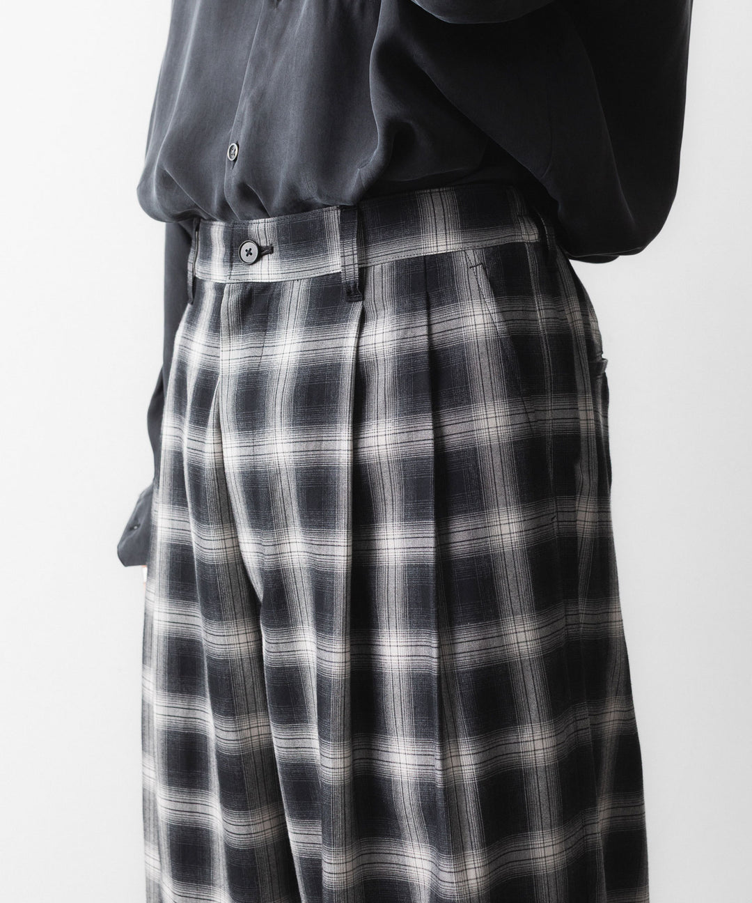 ssstein(シュタイン)のCOTTON VISCOSE WIDE EASY TROUSERS - BLACK OMBREの公式通販サイトsession福岡セレクトショップ